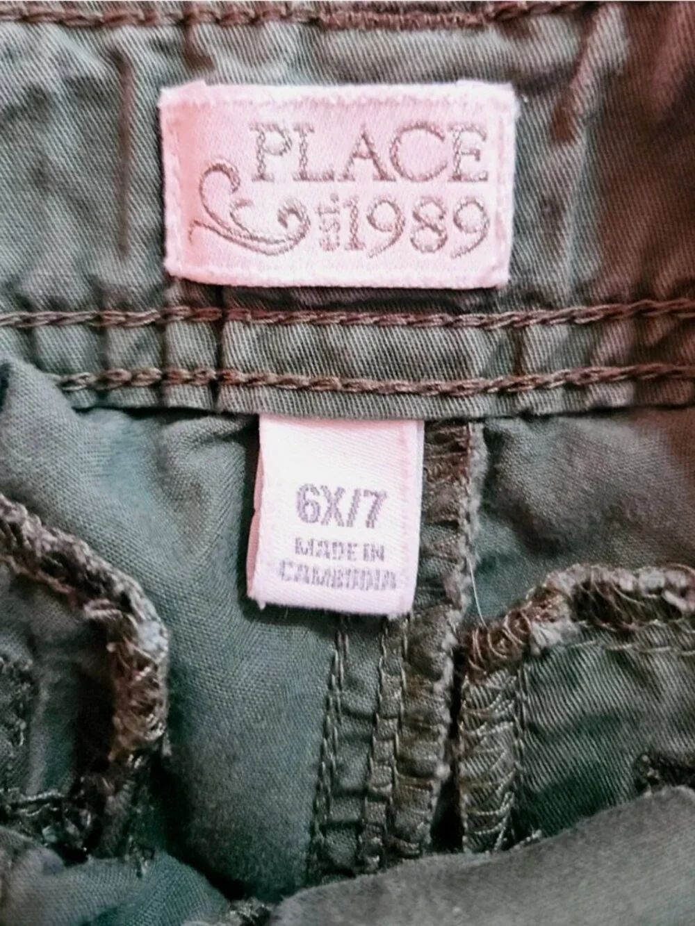 1989 Place Green Cargo Shorts